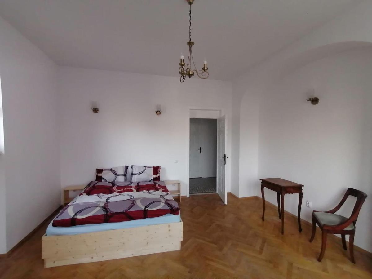 Central Appartment - Heart Of Bucharest - Sector 1 - New Renovated - Open Space Exterior photo